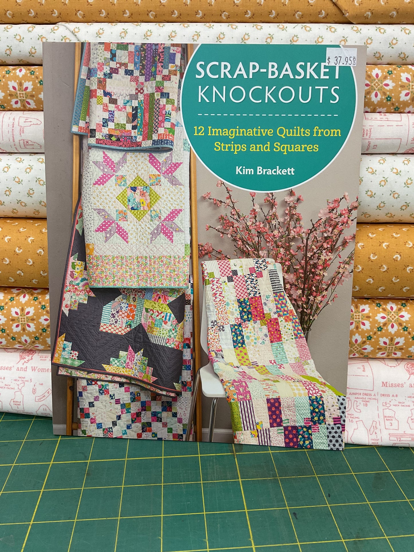 Scrap-Basket Knockouts book by Kim Brackett